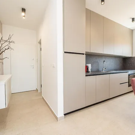 Anna - Free Private Parking * 자다르