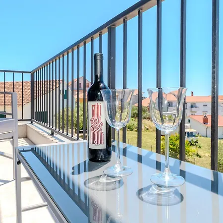 Anna - Free Private Parking Zadar