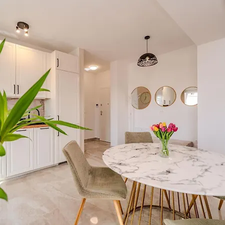 Anna - Free Private Parking Appartement *