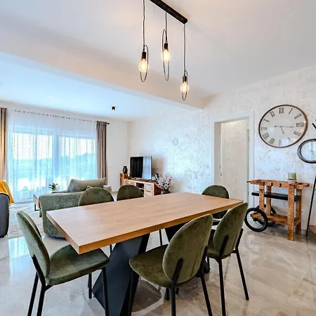 Anna - Free Private Parking Appartement *
