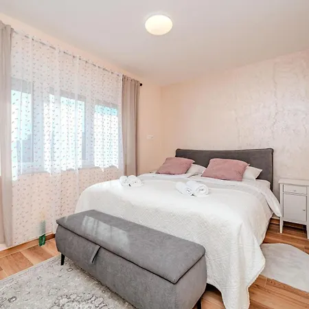 Appartement Anna - Free Private Parking Zadar
